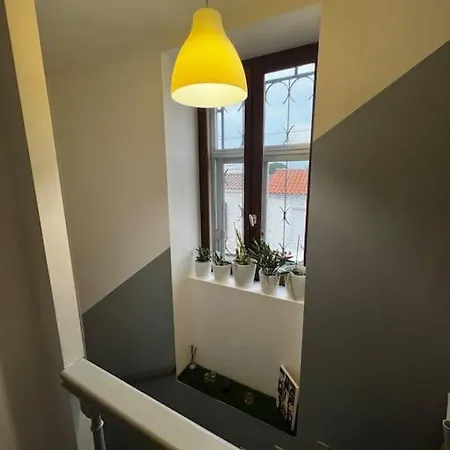 Belle Maison Proche بيت للعطل *
